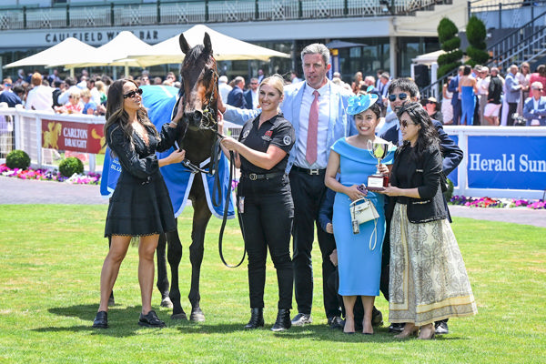 Happy connections (image Inglis)