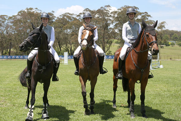 Super proud of Team Breednet, Aria Baker, Faith Banks and Lily-Rose Baxter all riding young thoroughbreds they have trained themselves with help from Team Priestley. 