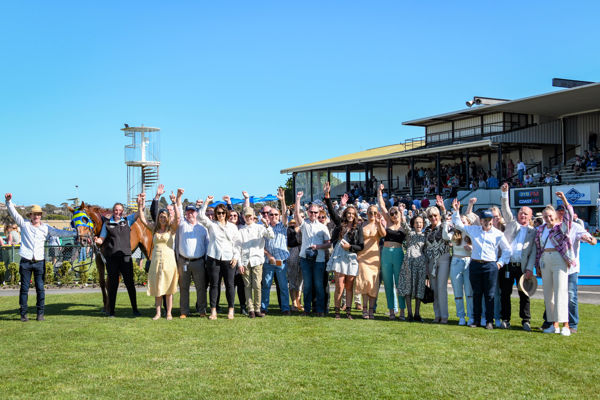The wide angle needed for the winners photo (image Alice Miles/Racing Photos)