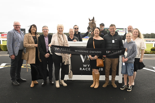 Divo made his owners happy ! - image Bradley Photography