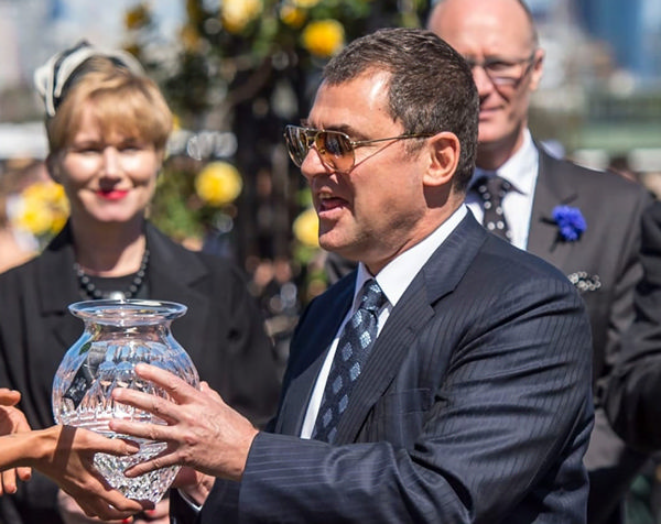 Jonathan Munz - Bronwen Healy – The Image Is everything