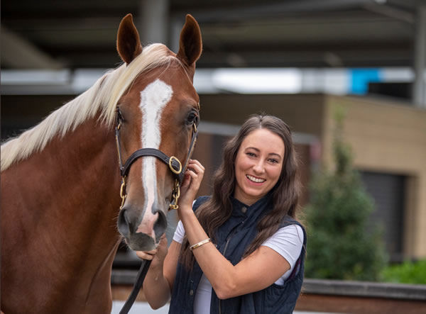 Katelyn Mallyon will join the sale day live broadcast.