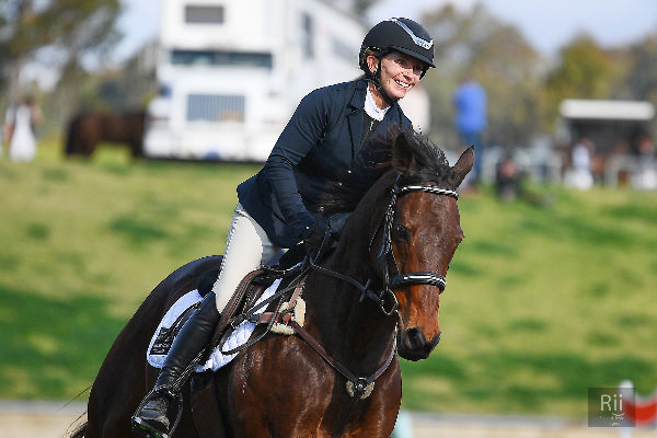 Tara Madgwick and her off the track thoroughbred Pie aka Daybreak Del Pietro.  