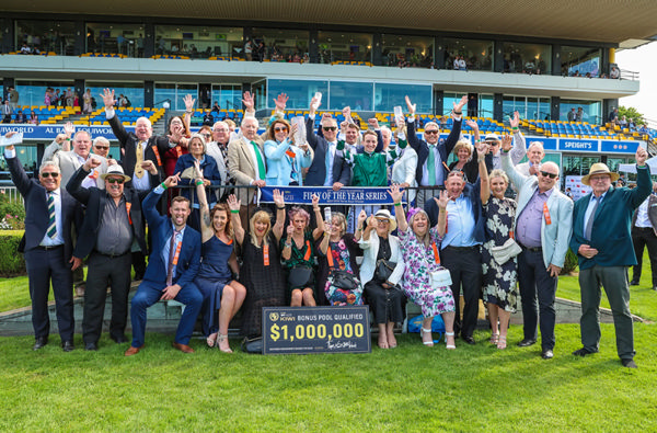 Well Written's connections pictured following her Gr.1 New Zealand 1000 Guineas (1600m) triumph. Photo: Race Images South