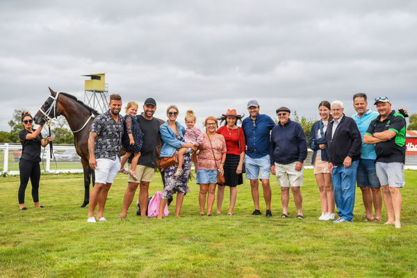 No shortage of happy connections to witness a winning debut (image Pat Scala/Racing Photos)