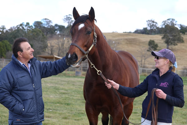 Fastnet Express was given his chance at stud, pictured with Phillip Pollicina and Fiona Mylan - image Caroline Searcy