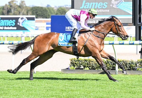 Enamorada wins by daylight at Ballarat - image Pat Scala / Racing Photos