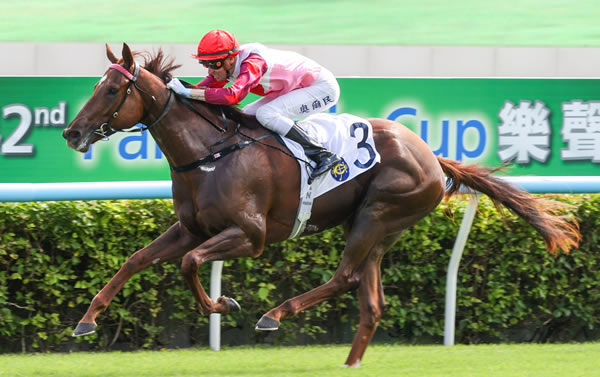 Ever Luck scores a miraculous win - image HKJC