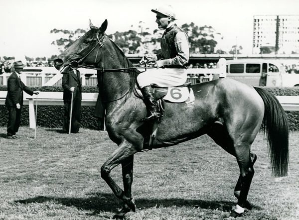 Flight pictured at Flemington in 1946.