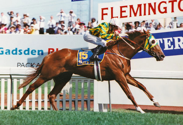 Let’s Elope completes the Caulfield-Melbourne Cup double with an easy win in the Flemington two-miler.