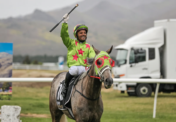 Peachy Keen and jockey Gosen Jogoo return to scale after winning the Happy Hire Cromwell Cup (2030m).   Photo: Monica Toretto