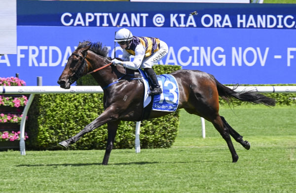 Perfumist extends her winning sequence to three with a commanding all-the-way victory in the A$160,000 Captivant @ Kia Ora Handicap (1400m) at Randwick. Photo: bradleyphotos.com.au