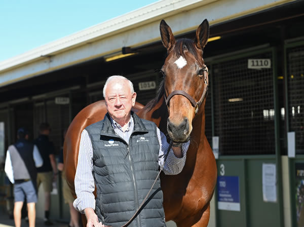 Piping Hot pictured with Milburn Creek's John Muir - image MM