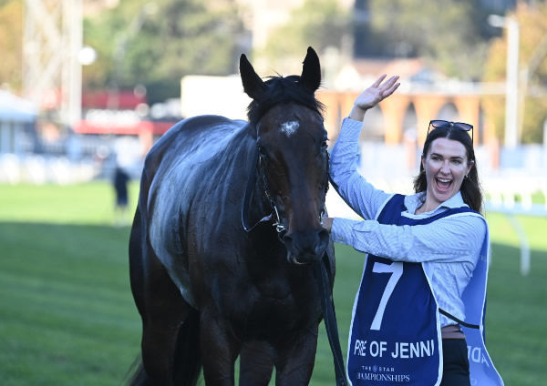 Pride of Jenni and adoring strapper Sammie Waters - image Steve Hart 
