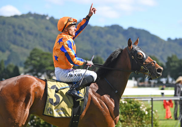  Michael McNab salutes after his win aboard Prise De Fer  Photo: Race Images – Peter Rubery