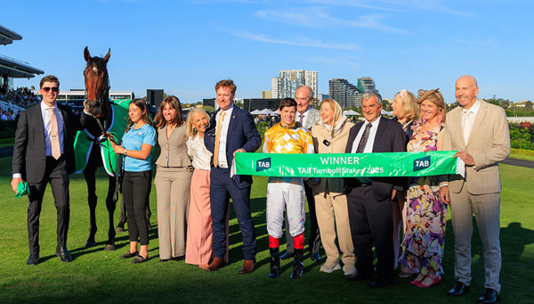 Connections Of Sir Delius Have An Exciting Few Weeks Ahead Of Them - Image Grant Courtney