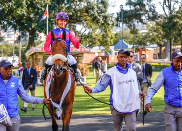 Royal Aussie returns a G2 winner - image Caperacing Twitter