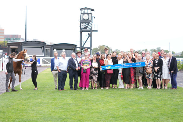 Happy days! - image Racing Photos