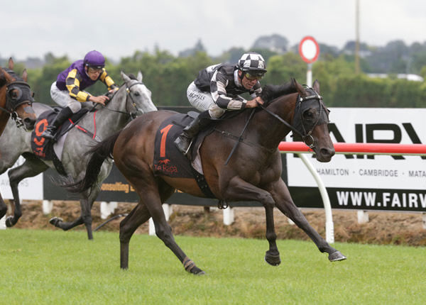 Sinarahma and Craig Grylls have the situation well under control as they cruise to victory in the Gr.2 Cal Isuzu Stakes (1600m) Photo: Trish Dunell 
