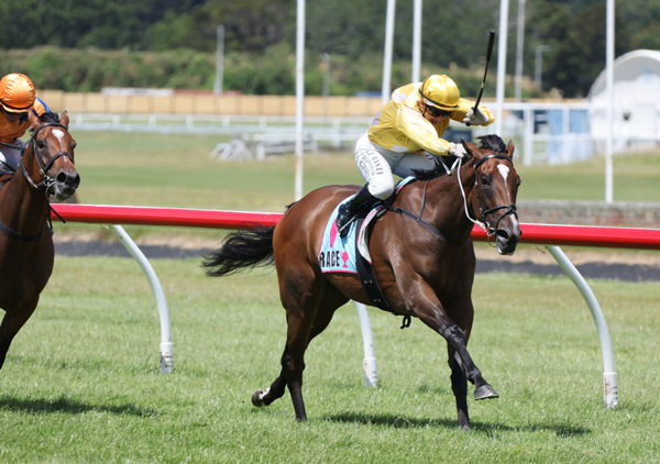 War Princess winning the Gr.3 Lawnmaster Eulogy Stakes (1600m) at Trentham on Saturday.  Photo: Peter Rubery (Race Images)